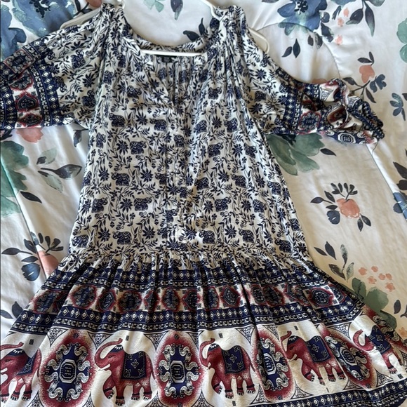 Charming Elephant Print Dress - Blue and White - Picture 1 of 4
